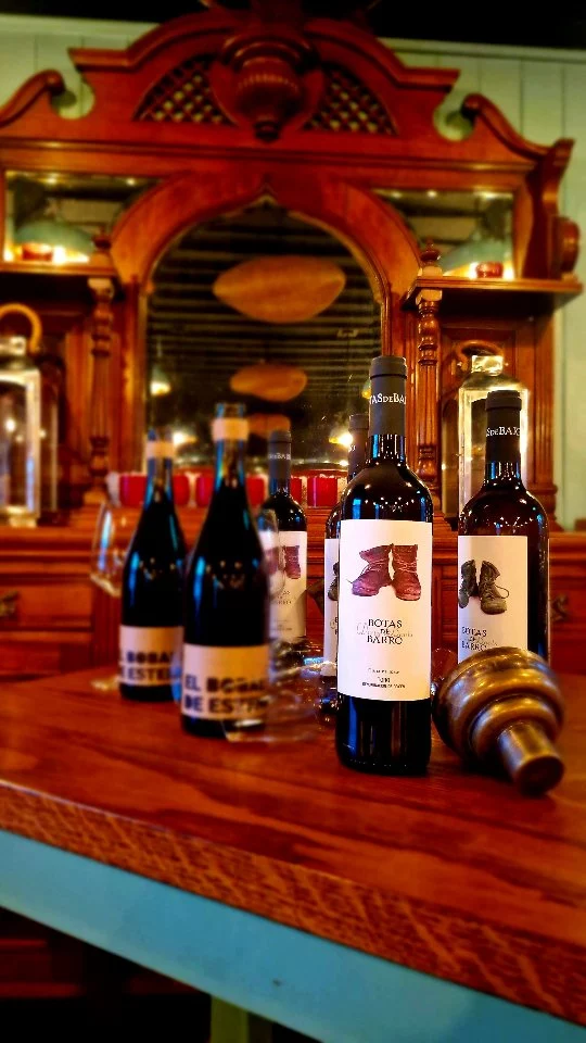 ​What a wonderful and successful night! We enjoyed truly delicious wine, exceptional food, and fantastic company. A huge thank you to @nicola_thornton_toro for joining us and allowing everyone to sample some of her finest work. Our appreciation also goes out to everyone who attended and made the evening so memorable!

#freshfoods #publife #cozybar #functionroomhire #winenight #cockatiel #winetime #WineLover